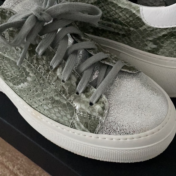 P448 Louise Platform Sneaker - Picture 8 of 9